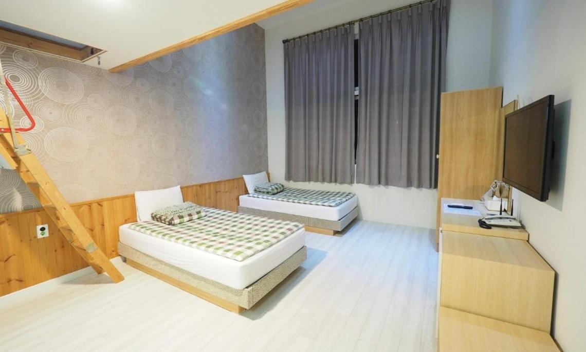 Aurora Hotel Jeju Extérieur photo
