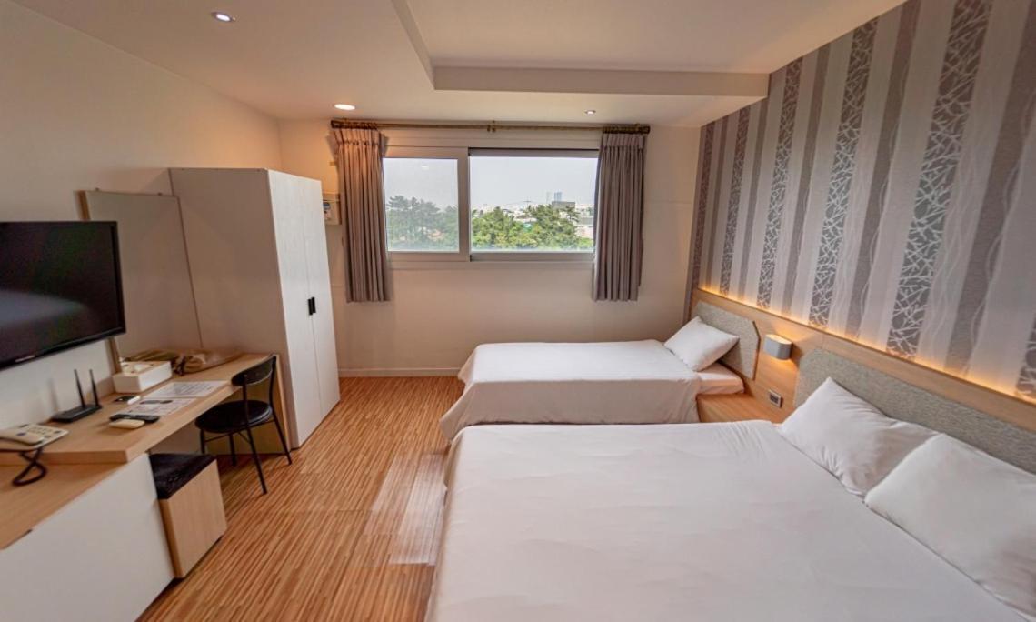 Aurora Hotel Jeju Extérieur photo