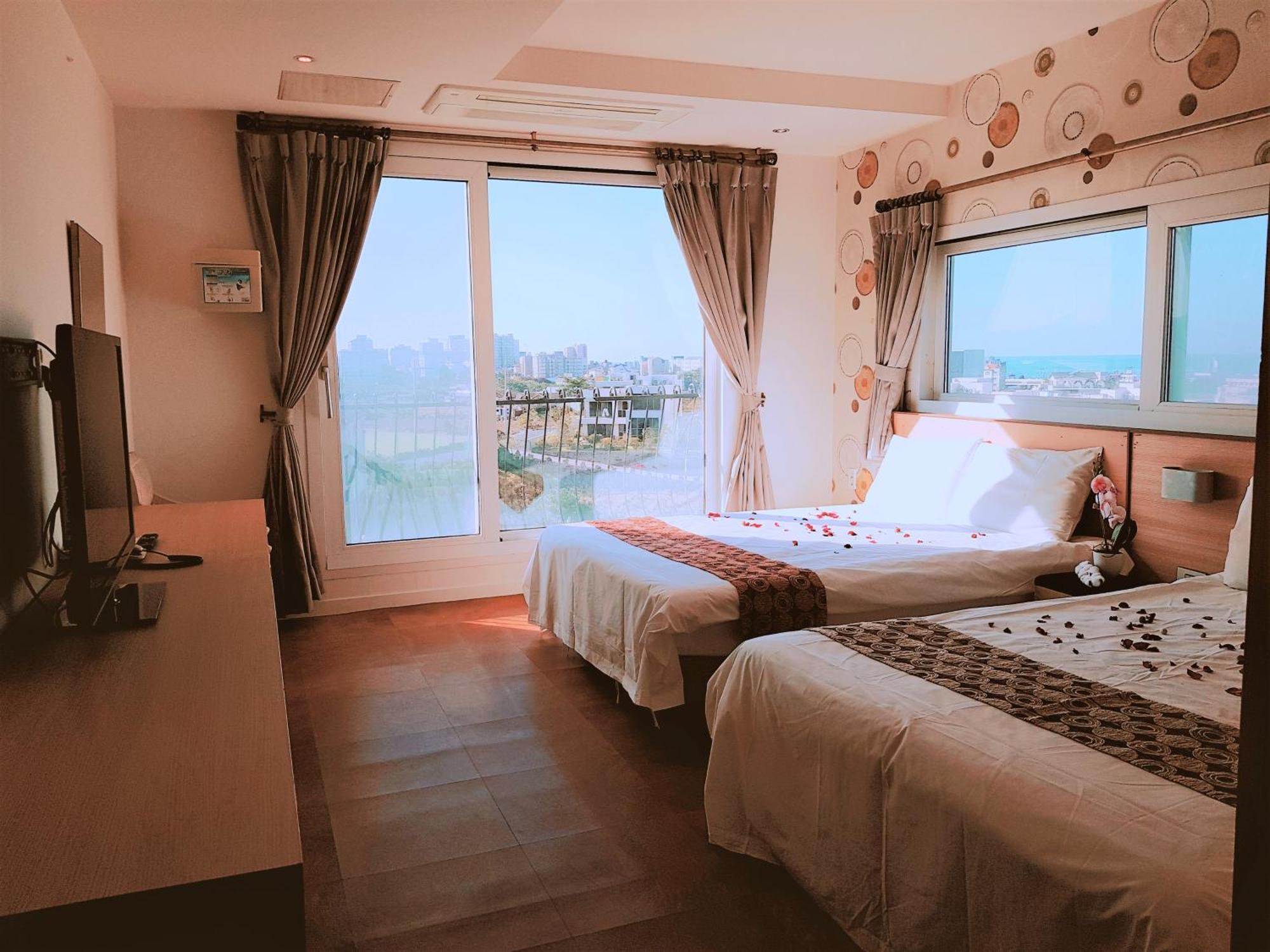 Aurora Hotel Jeju Extérieur photo